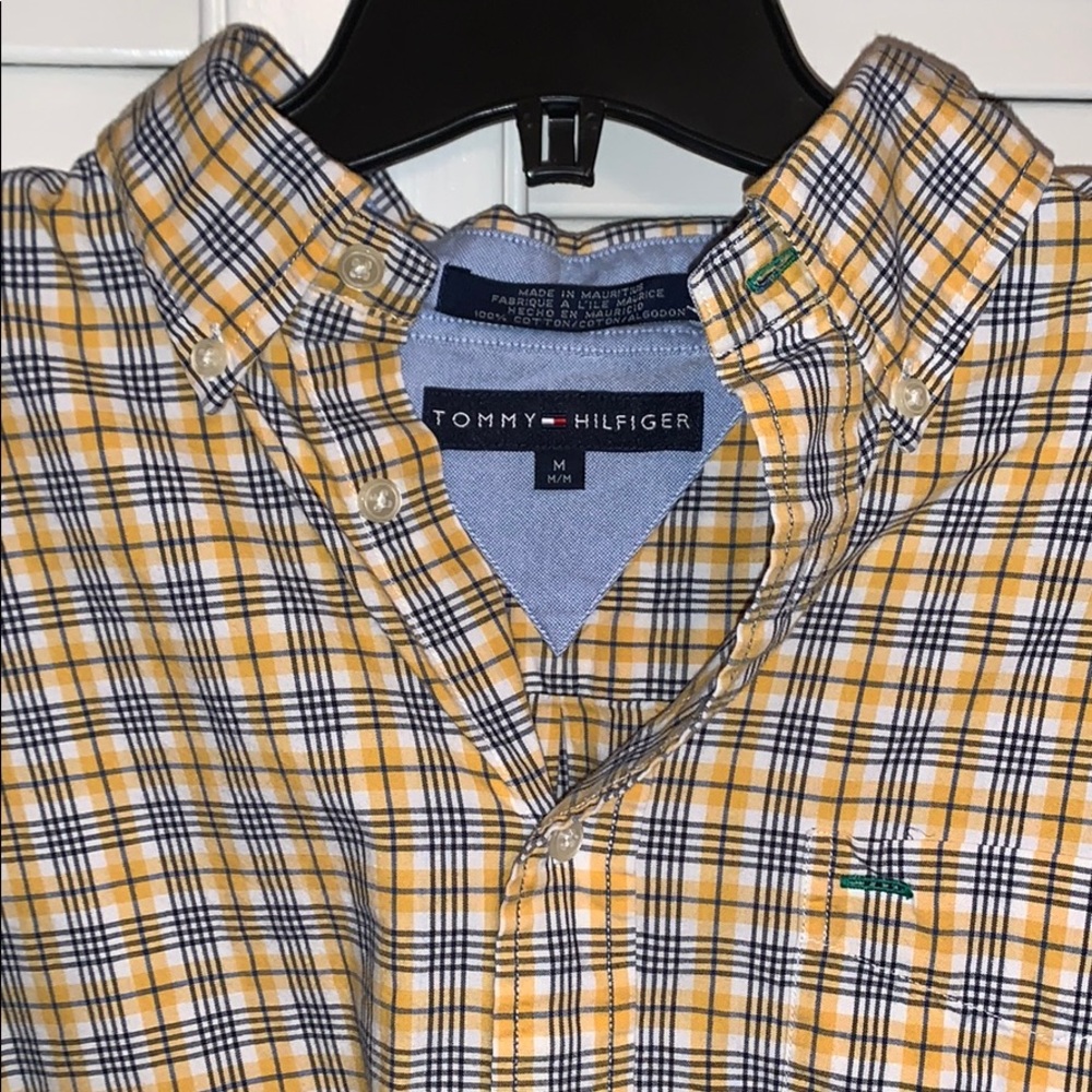 Tommy Hilfiger Casual Button Down